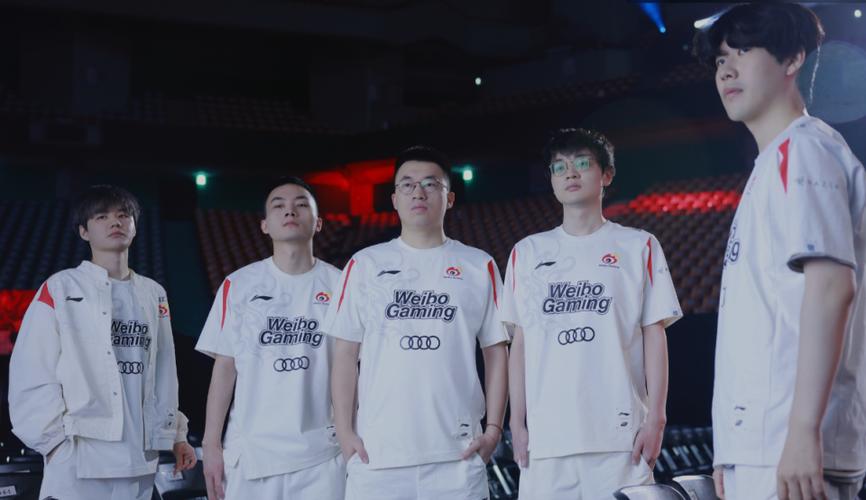 铁血战场上的梦幻联动尚能饭否与职业战队的训练赛之旅 铁血战场上的梦幻联动尚能饭否与职业战队的训练赛之旅