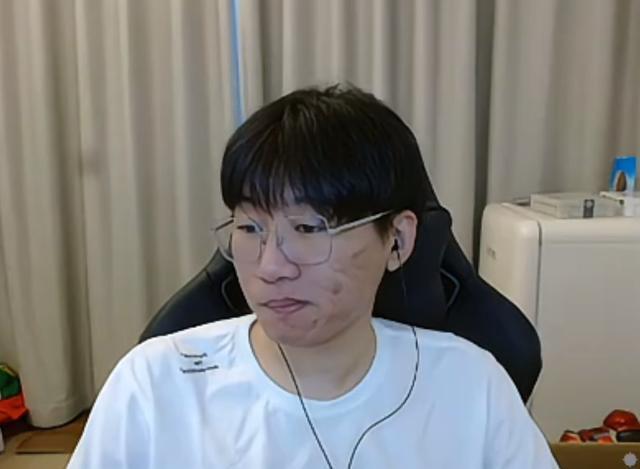 传奇杯老内战宁王与晒哥的辉煌时刻，宝蓝队的挑战与反思