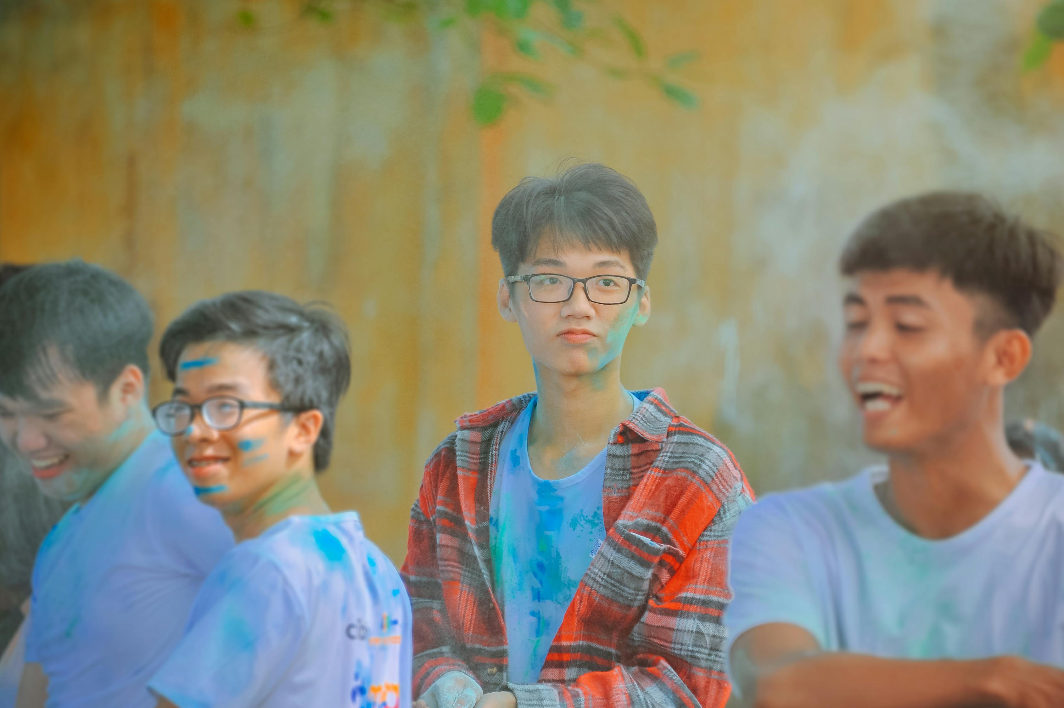 朴槿惠重访母亲故居——微笑与邻居的温暖交流