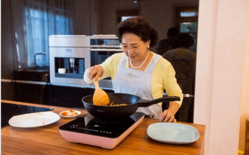 疯狂厨房双人模式玩法：厨房一次又一次的温暖料理