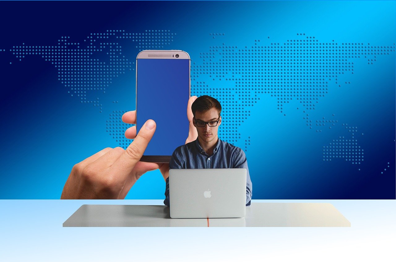 揭秘以色列在5000台寻呼机内安装炸药事件成免费crm特色