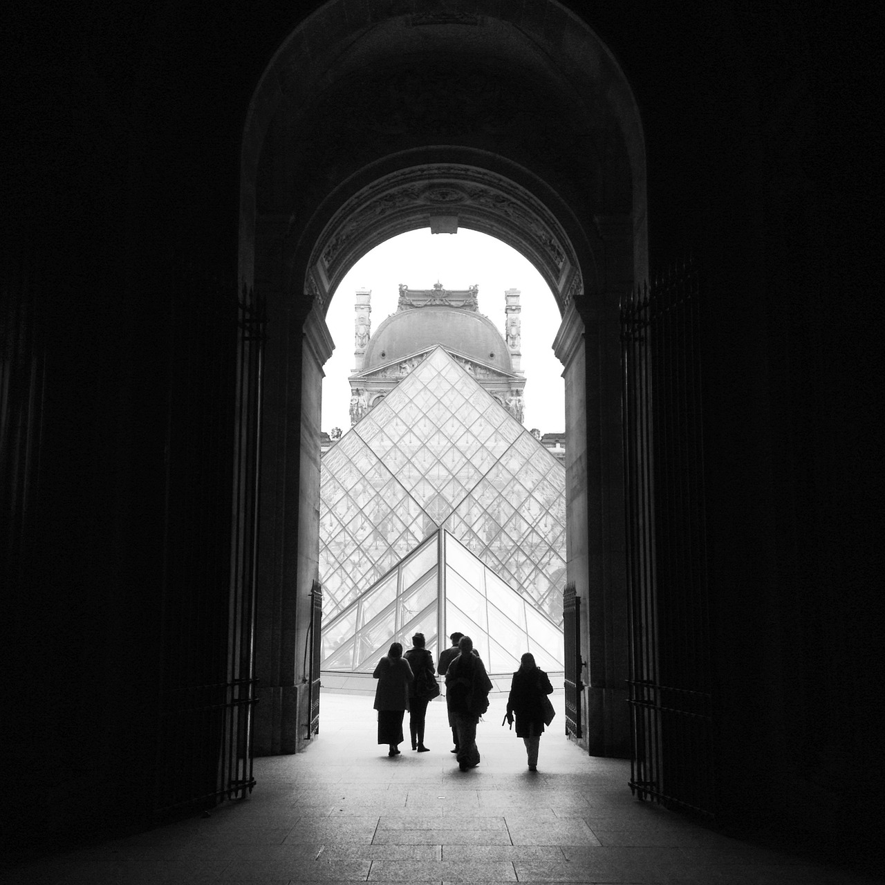 东京游玩秘籍,一款让你轻松玩转都市迷宫的攻略游戏 东京游玩秘籍,一款让你轻松玩转都市迷宫的攻略游戏