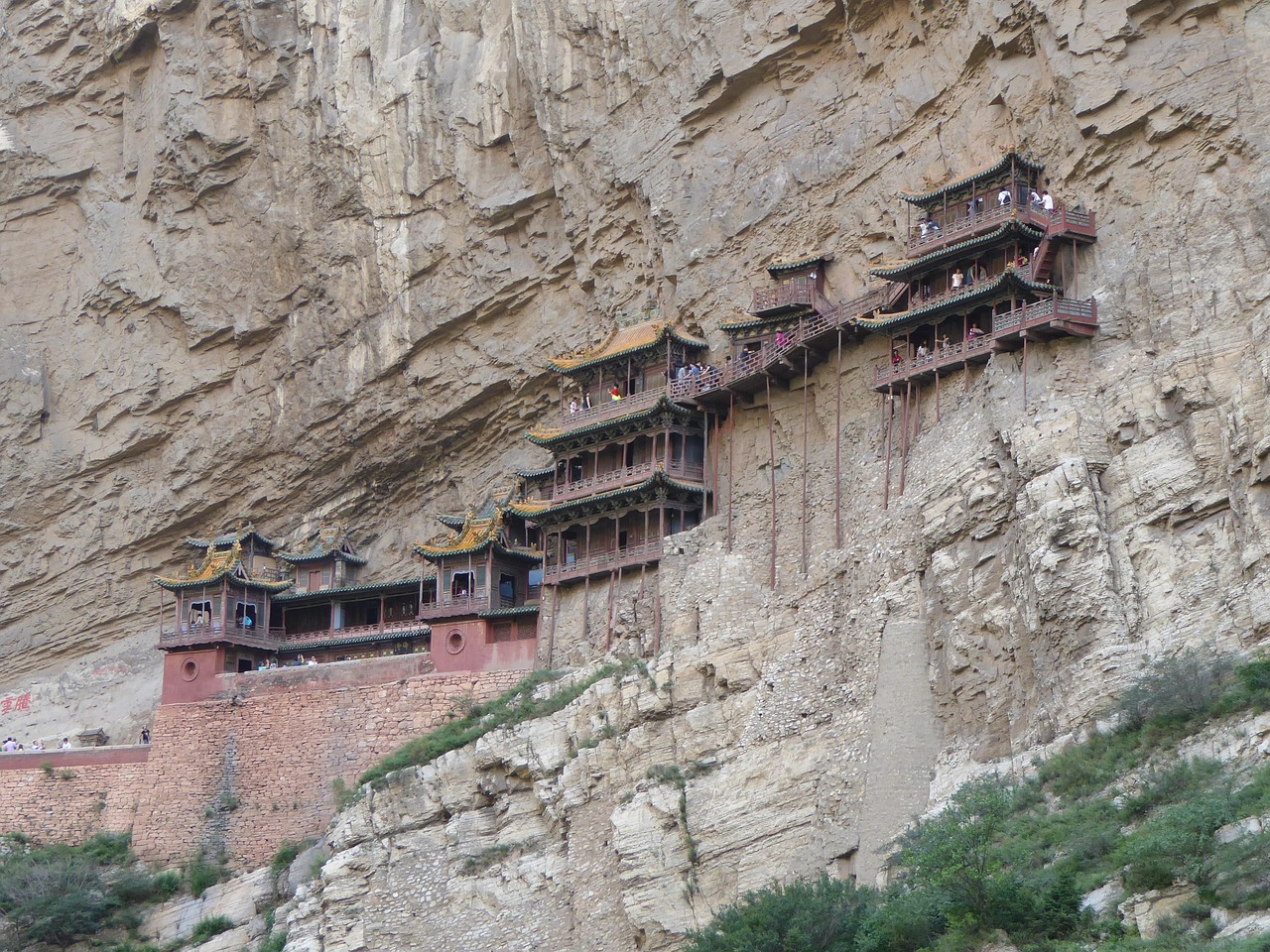 探秘华夏奇观，走进龙虎山——道教圣地与自然奇景的完美交融