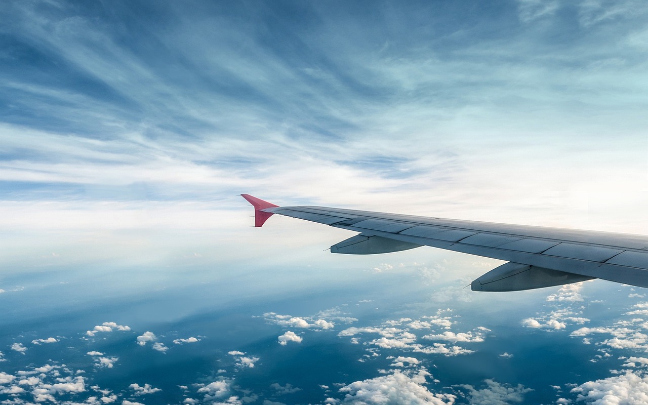 国泰航空，一月载客量增长37%的背后故事
